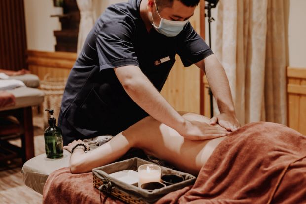 Dịch vụ massage tại Jen Spa