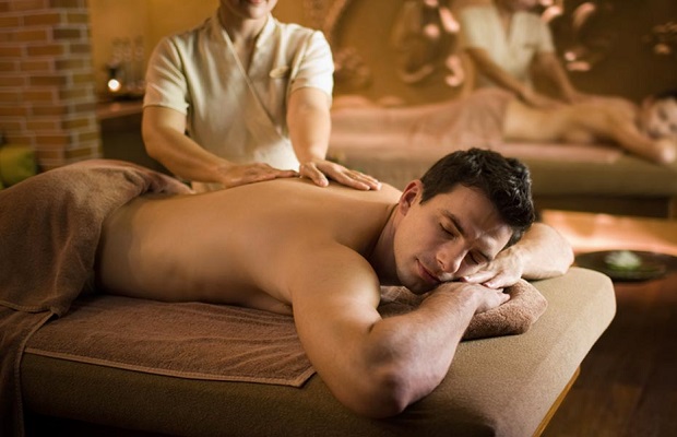 Dịch vụ massage tại Lyn Spa