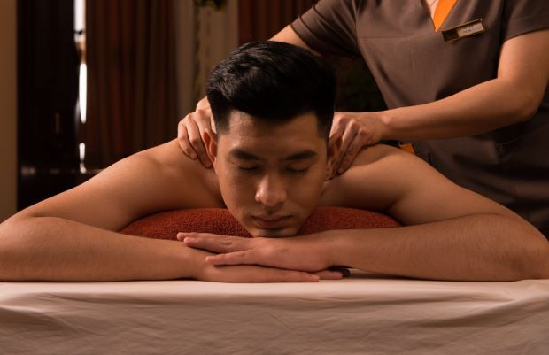Dịch vụ massage uy tín tại Sen Tài Thu