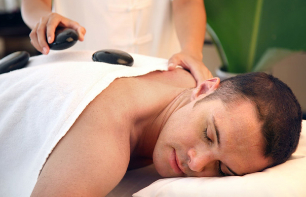 Massage tận nơi -Dịch vụ massage tại Massage Vivi 